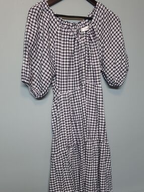Gingham Maxi Dress with Puff Sleeves - White & Black